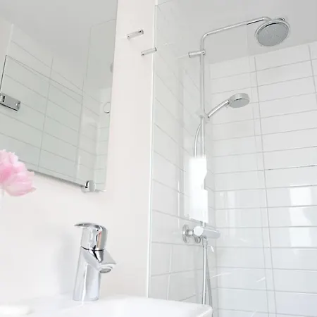 شقة Cozy 2-Bedroom Apartment In The Building From 1710 In The Center Of Copenhagen